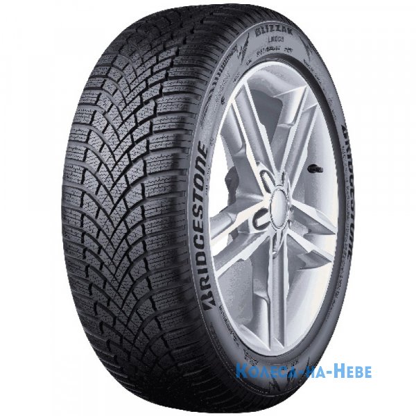 Bridgestone Blizzak LM005 235/45 R17 97V  